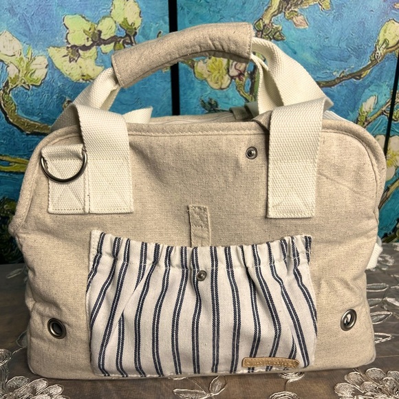 Small pet carrier by Pet Paradise. Stripped, linen with removable cushion.  ￼ - Picture 1 of 10